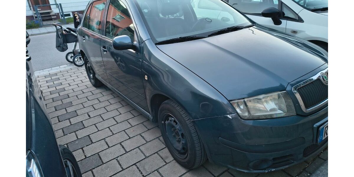 Skoda Fabia 205.000 km 899 &euro; wendelstein 90530