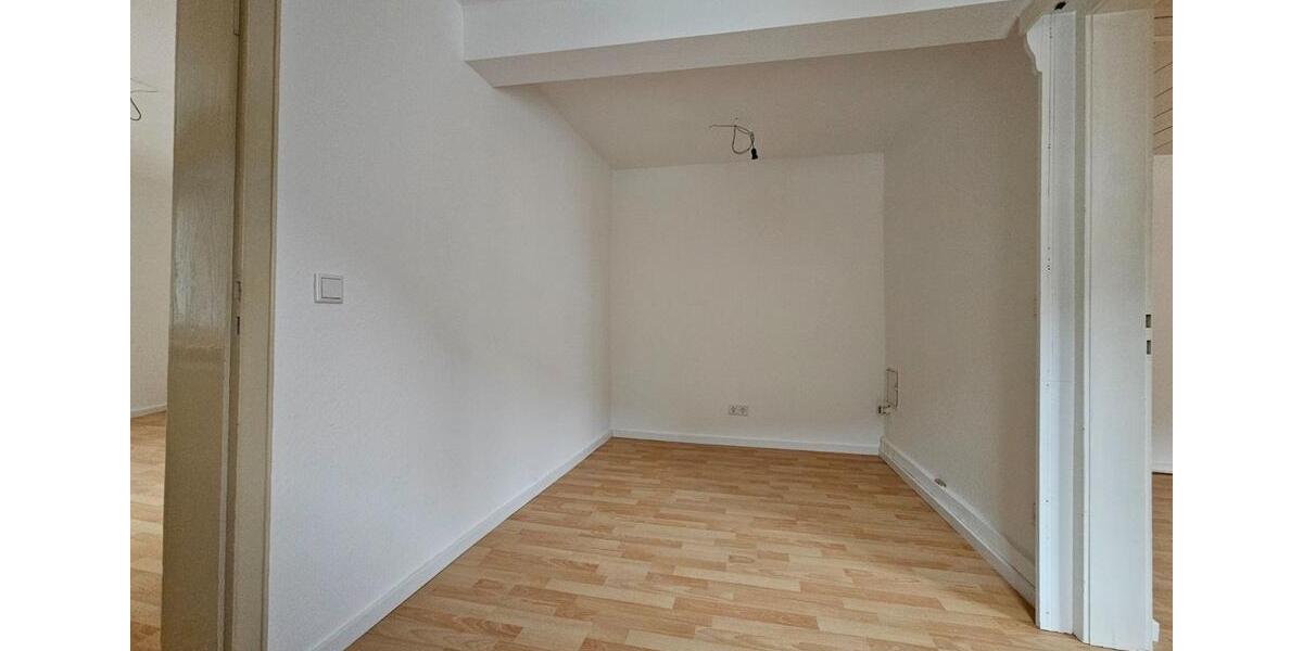 Modernisiertes 6-ZKB-Haus mit Hof, Garage & Hobbyraum 6 zimmer