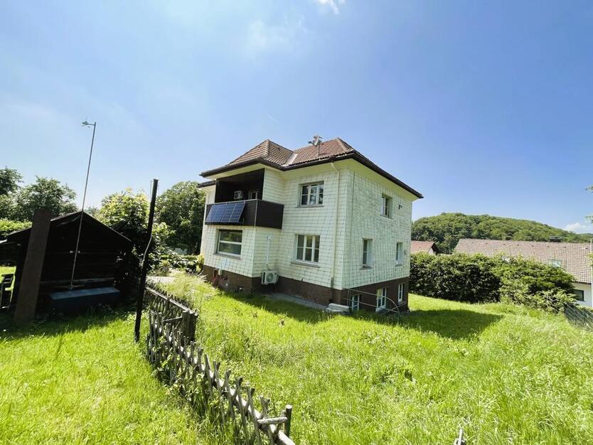 EFH mit ELW 10 Zi Villa von 1936 , 988 qm Grundstück , Quelle