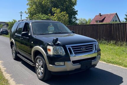Ford Explorer 122.000 km 12.900 &euro; DAHLEWITZ 15827
