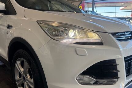 Ford Kuga 164.240 km 8.599 &euro; Essingen 73457