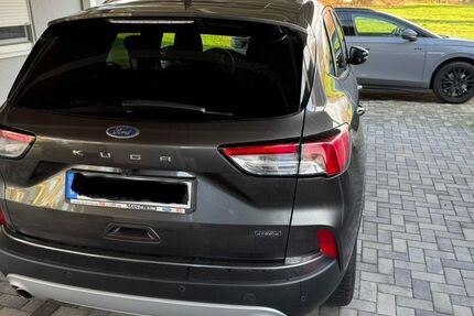 Ford Kuga 47.800 km 24.200 &euro; Krefeld 47802