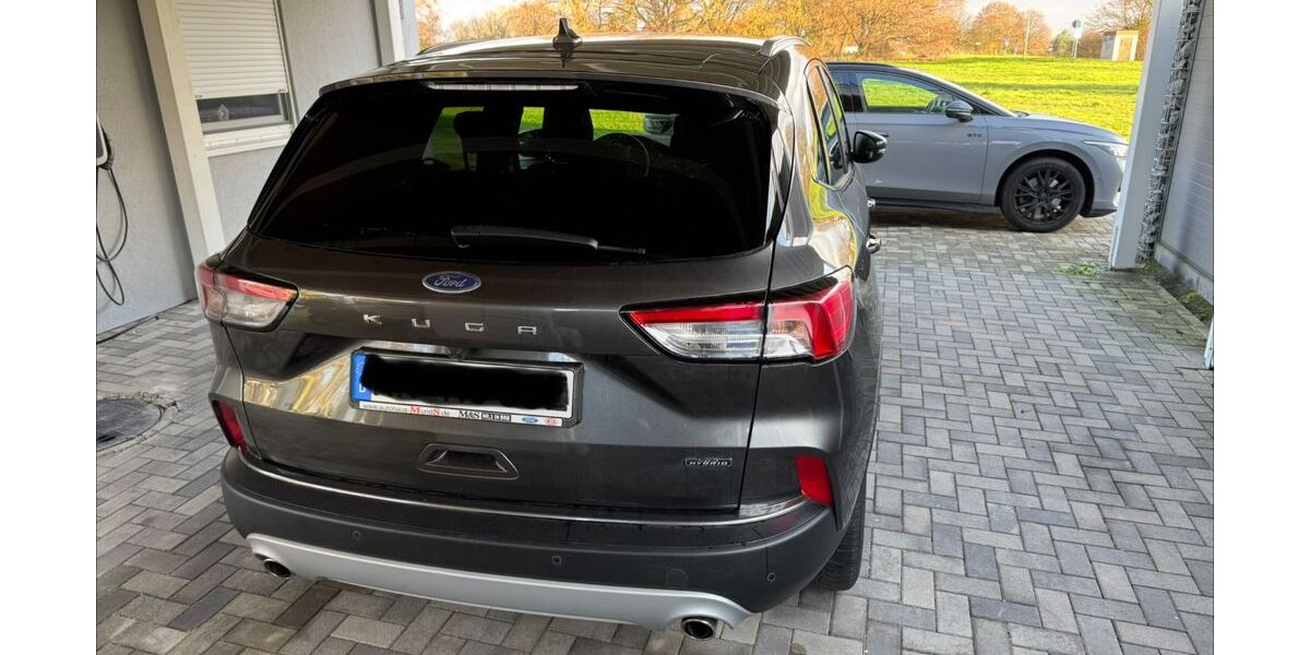 Ford Kuga 47.800 km 24.200 &euro; Krefeld 47802