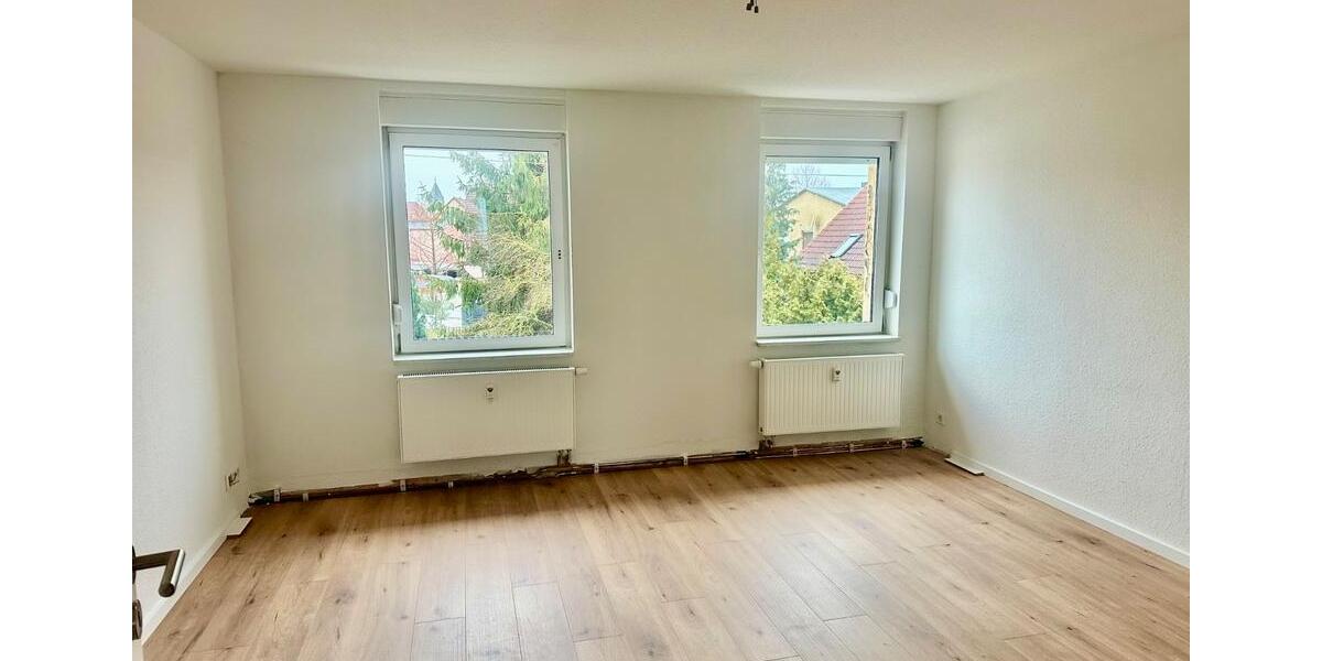 Etagenwohnung Bitterfeld-Wolfen Greppin - 3 Zimmer, 84 m&sup2;, 630&euro; | Angebot:25614501