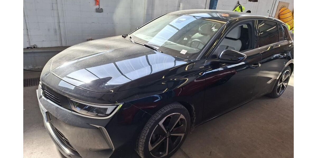 Opel Astra 29.822 km 16.290 &euro; Staßfurt (Sachsen-Anhalt) 39418