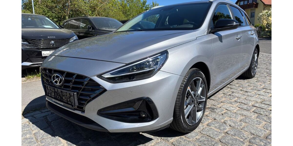 Hyundai i30 42.986 km 15.880 &euro; Haßfurt 97437