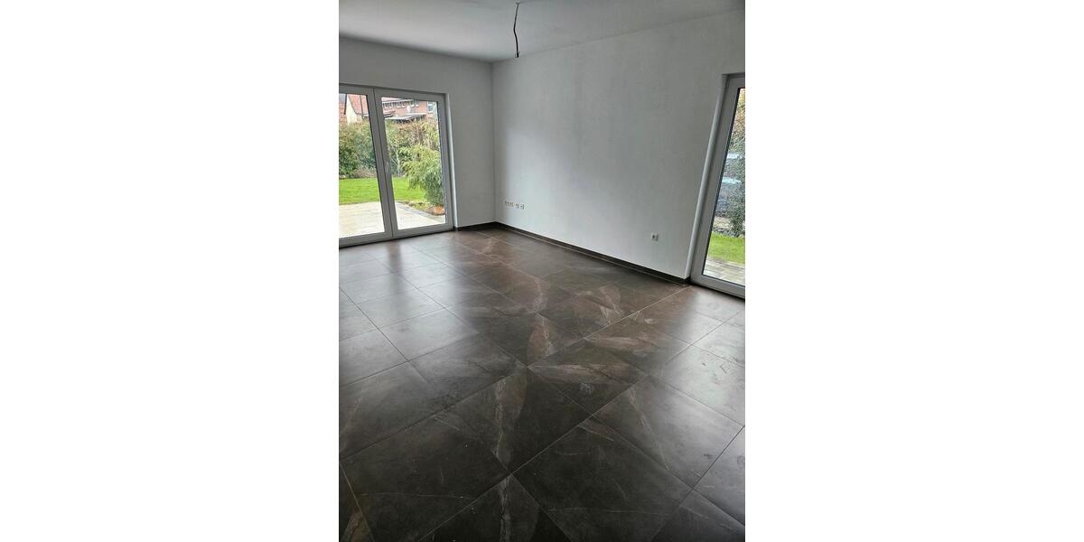 Einfamilienhaus Uetze - 4 Zimmer, 130 m&sup2;, 1.200&euro; | Angebot:25397225