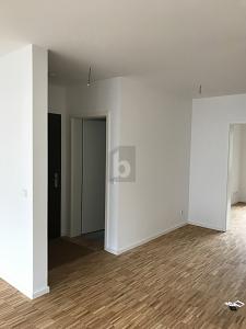 NEUWERTIG & ZENTRAL, KAPITALANLAGE MIT ZUKUNFT - Etagenwohnung Hamburg Schnelsen Schnelsen | Angebot:26483229