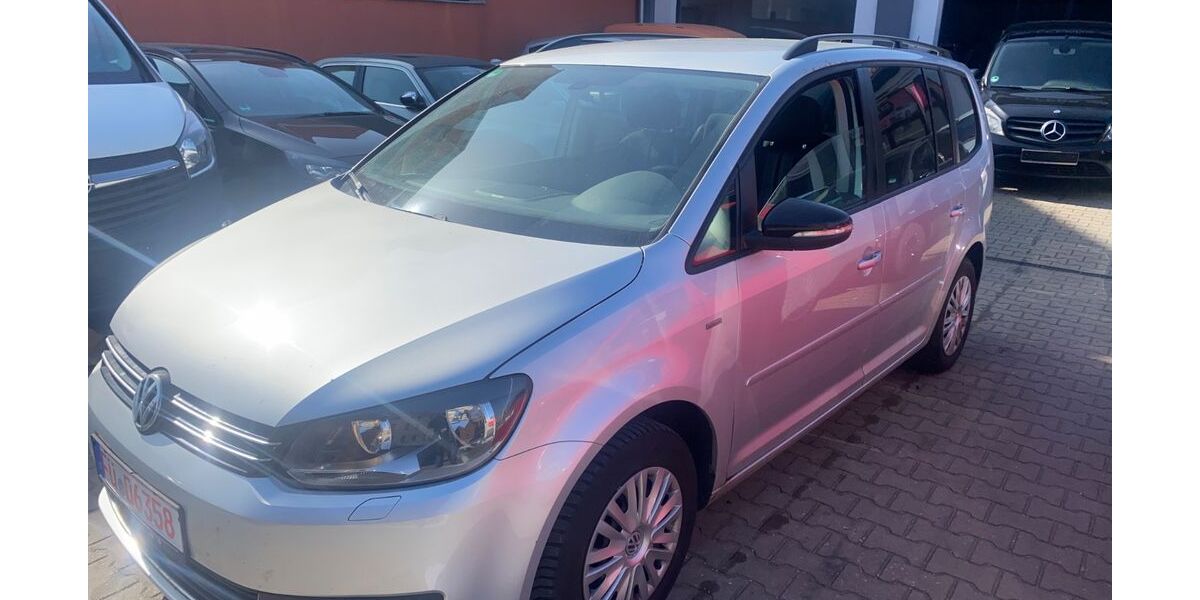 VW Touran 364.000 km 3.590 &euro; Fürth 90763