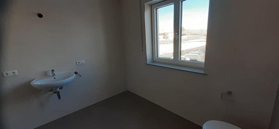 Etagenwohnung Mengkofen - 3 Zimmer, 64 m&sup2;, 575&euro; | Angebot:26418912