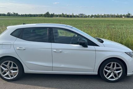 Seat Ibiza 98.000 km 14.900 &euro; Gersthofen 86368