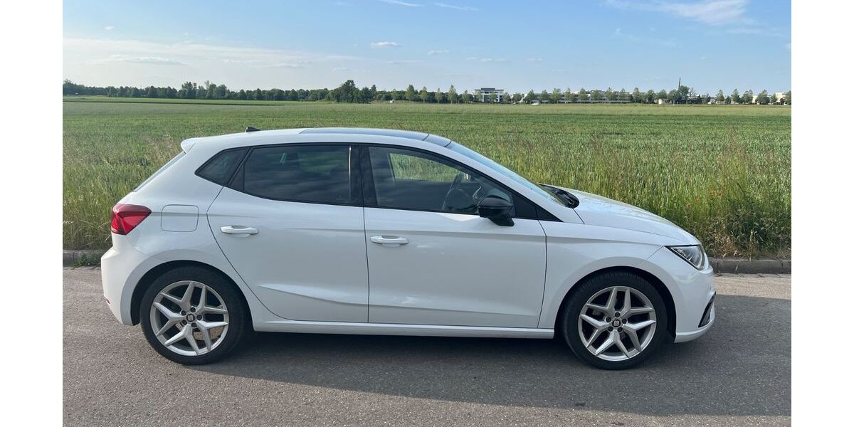 Seat Ibiza 98.000 km 14.900 &euro; Gersthofen 86368