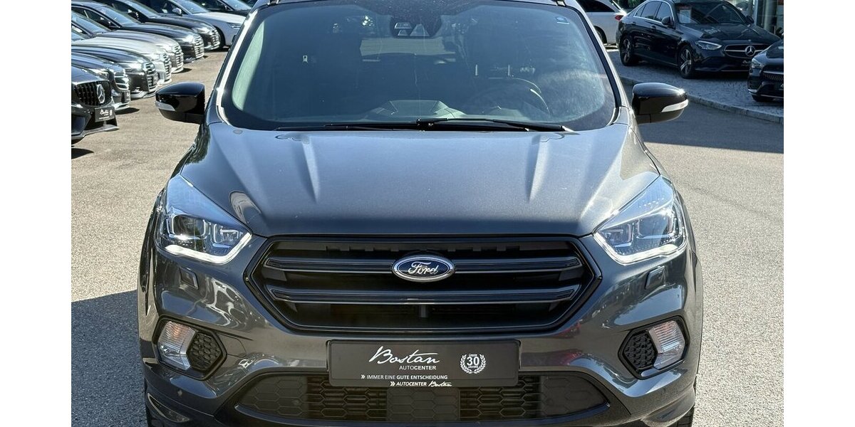 Ford Kuga 2.0 St Line SYNC/KAMERA/NAVI/SHZ/AHK/DAB 71.424 km 18.900 &euro; Villingen-Schwenningen 78054
