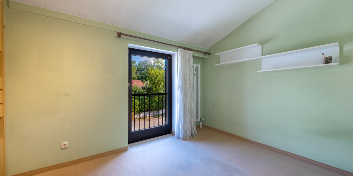 Splitlevel-Reihenhaus mit Westausrichtung in Unterhaching - Reihenmittelhaus Unterhaching | Angebot:26964096