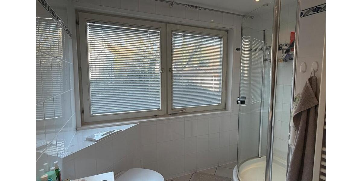 Etagenwohnung Kassel Nordshausen - 4 Zimmer, 150 m&sup2;, 1.500&euro; | Angebot:25515595