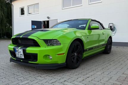 Ford Mustang 124.000 km 16.999 &euro; Harsum 31177