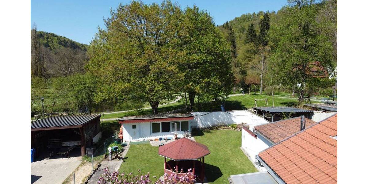 Einfamilienhaus Bad Imnau Bad Imnau - 6 Zimmer, 281 m&sup2;, 385.000&euro; | Angebot:26570278