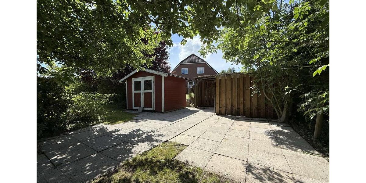 Doppelhaushälfte Heide - 4 Zimmer, 150 m&sup2;, 1.865&euro; | Angebot:25169953