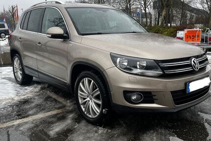 VW Tiguan 84.300 km 13.899 &euro; Hamburg 22523