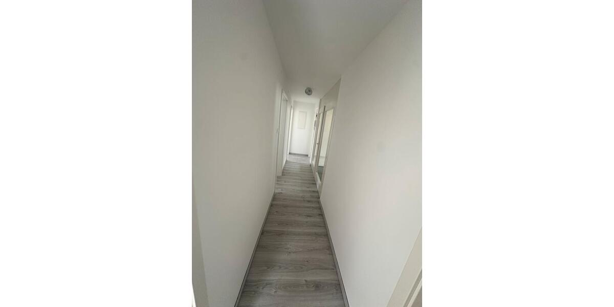Dachgeschoßwohnung Albstadt Gemarkung Onstmettingen - 4 Zimmer, 100 m&sup2;, 850&euro; | Angebot:26670369
