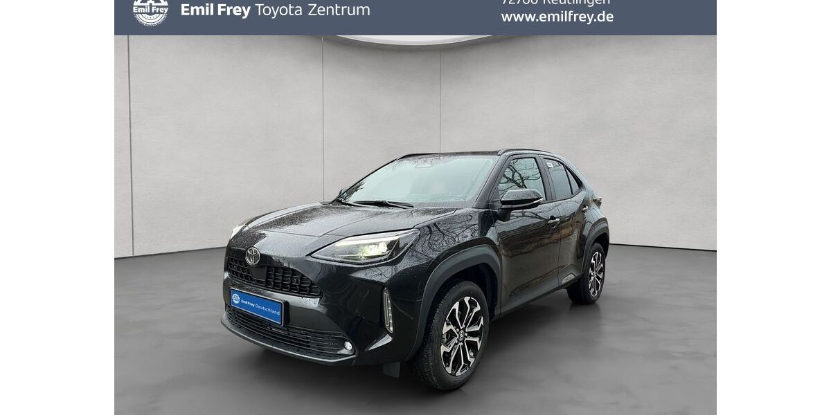 Toyota Yaris Cross 2.500 km 27.390 &euro; Reutlingen 72766