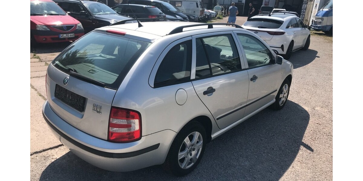 Skoda Fabia Combi 211.000 km 2.120 € Weimar 99423