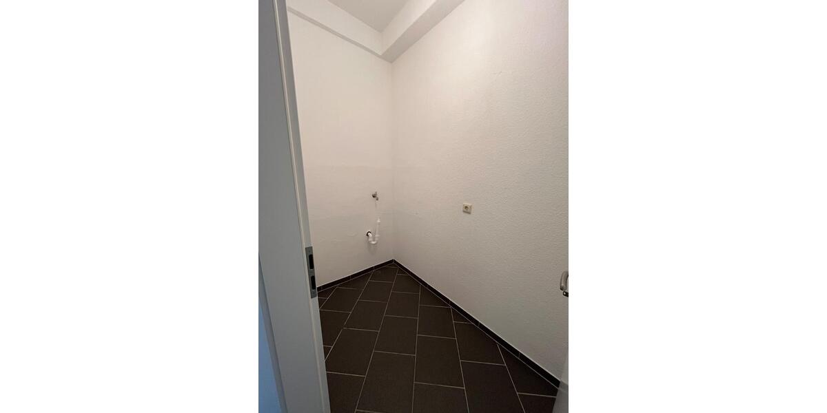Etagenwohnung Ingelheim am Rhein - 3 Zimmer, 111 m&sup2;, 375.000&euro; | Angebot:25352748