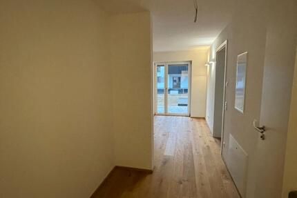 Erdgeschoßwohnung mit Terrasse und Garten in Burglengenfeld