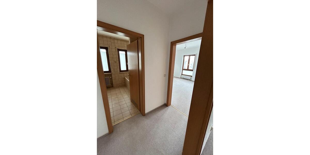Etagenwohnung Bad Buchau - 2 Zimmer, 67 m&sup2;, 820&euro; | Angebot:25537876