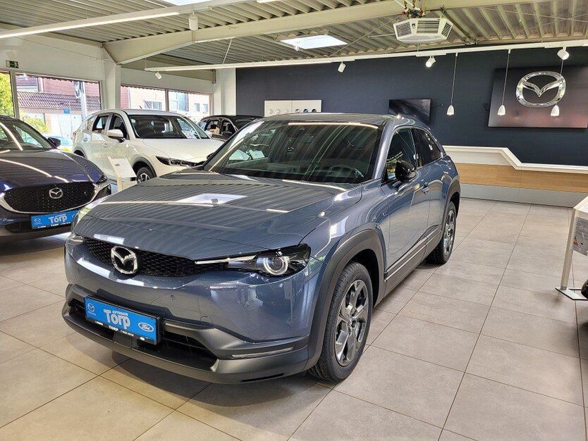 Mazda MX-30 17.667 km 19.990 € Wilhelmshaven 26388