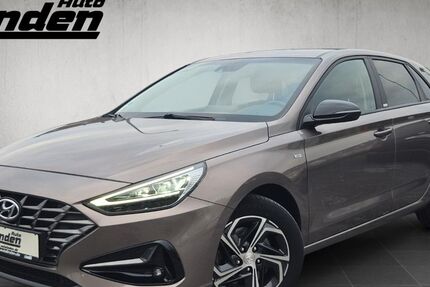 Hyundai i30 53.584 km 15.970 € Erftstadt 50374
