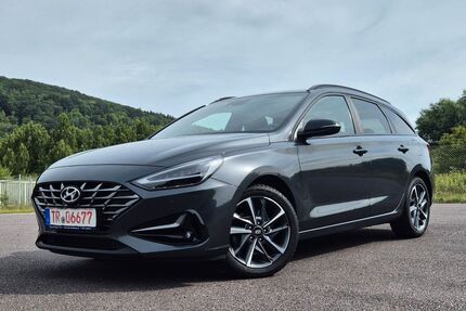 Hyundai i30 77.900 km 14.470 &euro; Trier 54294