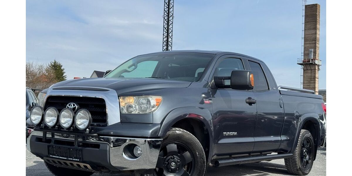 Toyota Tundra 175.000 km 21.999 &euro; Breitenbach 37327