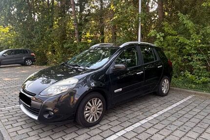 Renault Clio 158.000 km 3.749 &euro; Erlangen 91052