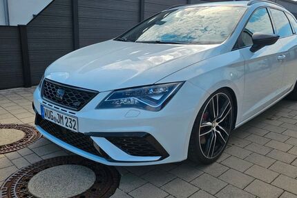 Seat Leon 93.000 km 21.700 &euro; Ellingen 91792
