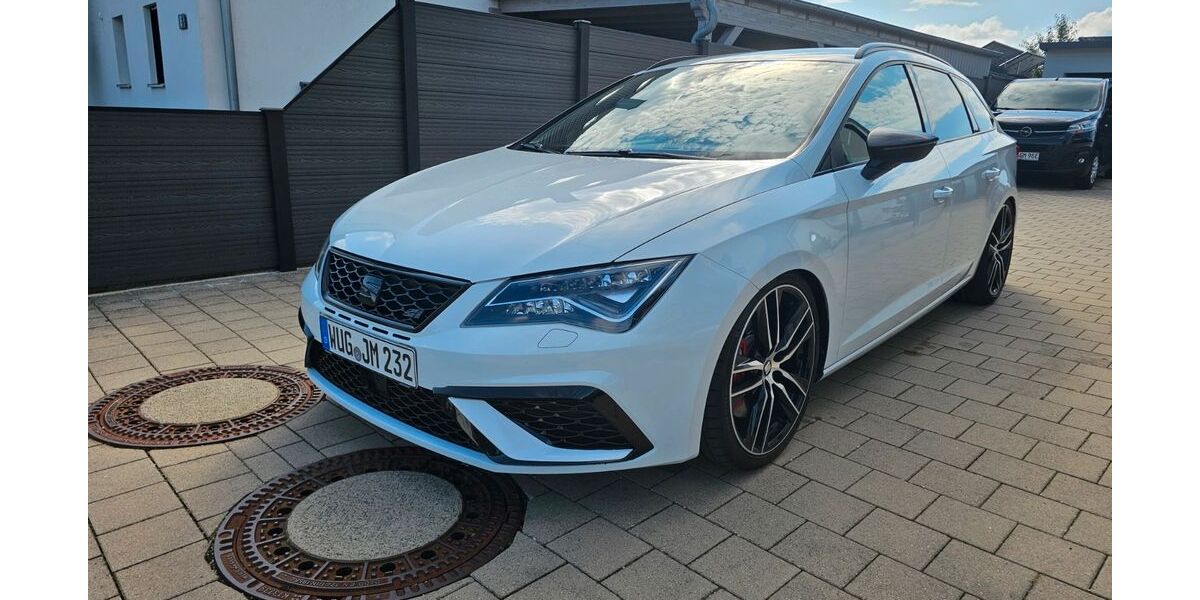 Seat Leon 93.000 km 21.700 &euro; Ellingen 91792
