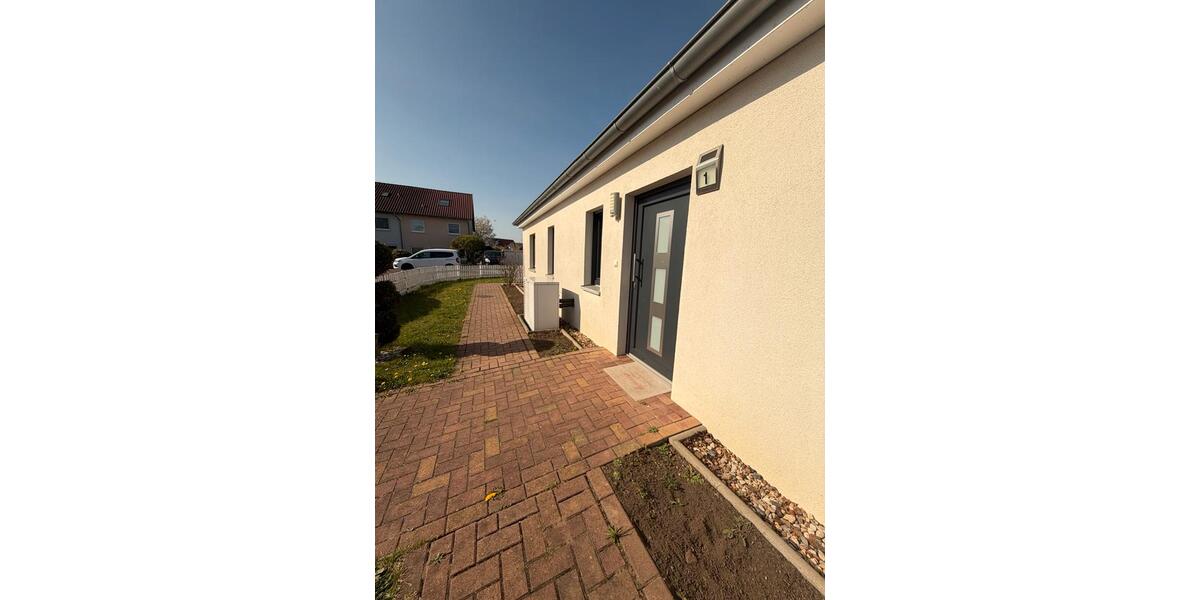 Einfamilienhaus Barleben - 4 Zimmer, 115 m&sup2;, 1.600&euro; | Angebot:26314026