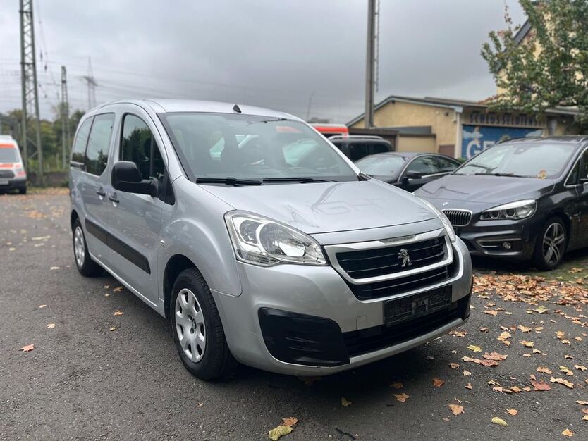 Peugeot Partner 210.000 km 7.950 € Eschborn 65760