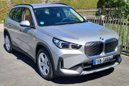 BMW iX1 6.000 km 42.300 € Türkenfeld 82299