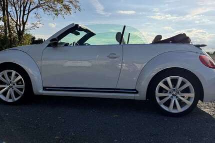 VW Beetle 82.000 km 15.800 &euro; Pfungstadt, Stadt 64319