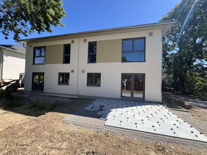 Haus zum Mieten in Chemnitz 1.450 € 114 m²