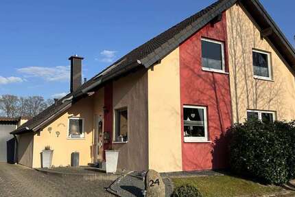 Haus Lügde - 5 Zimmer, 117 m&sup2;, 220.000&euro; | Angebot:25201758