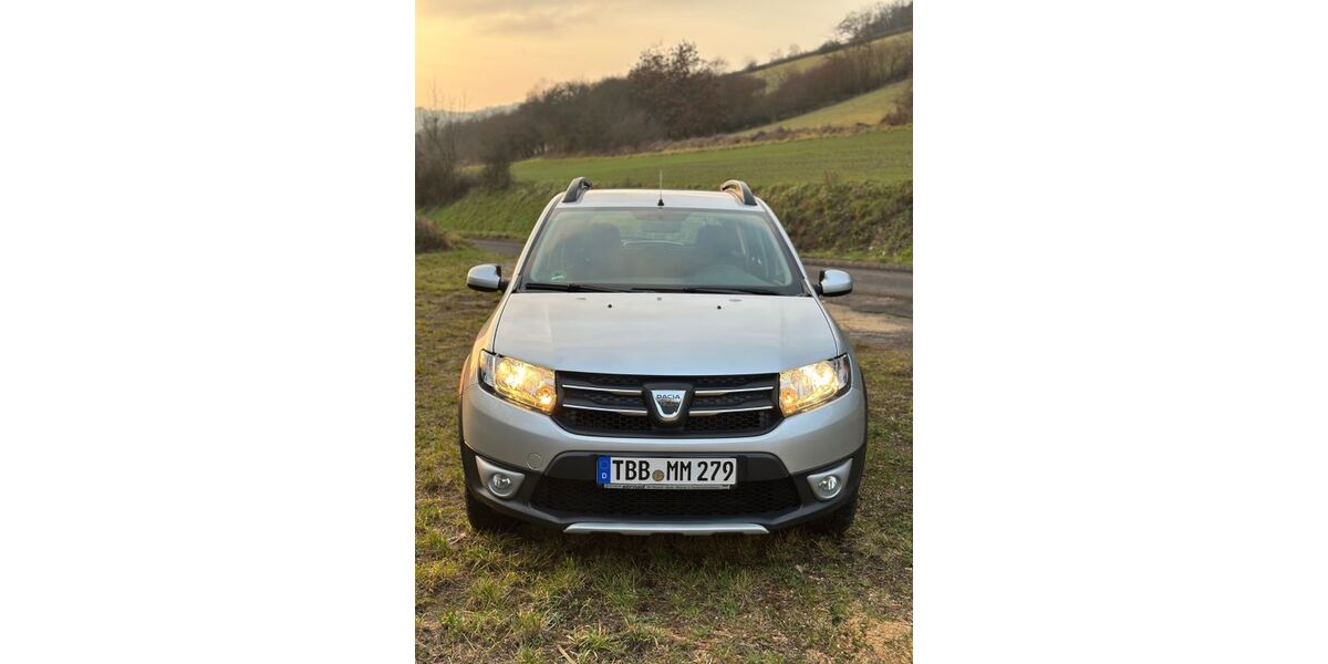 Dacia Sandero 84.200 km 7.999 &euro; Tauberbischofsheim 97941