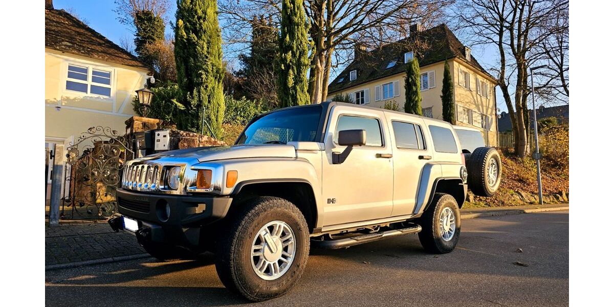 Hummer H3 177.605 km 16.900 &euro; Kippenheim 77971
