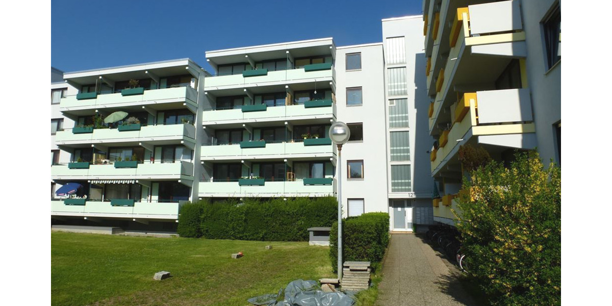 Renovierungsbedürftige Wohnung im 2. OG mit Potential - Vermietet. 1 zimmer