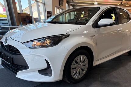 Toyota Yaris 25.950 km 17.490 &euro; Lich 35423