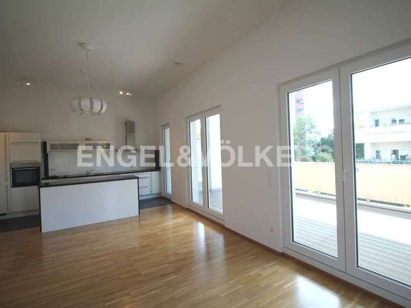 Wohnung zum Mieten in Mannheim 1.390 € 114 m²