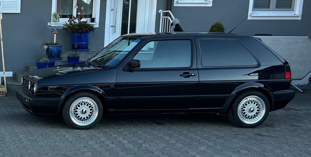 VW Golf 142.642 km 9.400 &euro; Königsmoos 86669