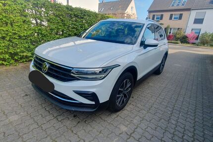 VW Tiguan 93.963 km 21.980 &euro; Rheinbach 53359