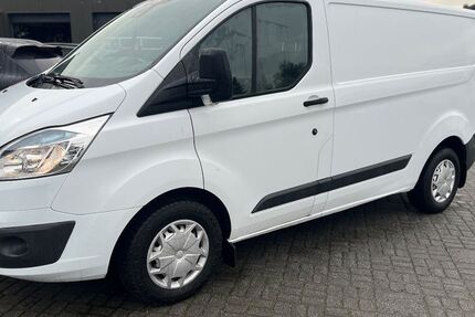 Ford Transit Custom 199.600 km 8.950 &euro; Greven-Reckenfeld 48268